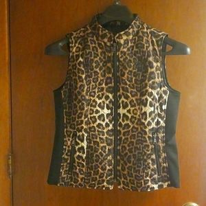 Womens sz medium leopard print vest